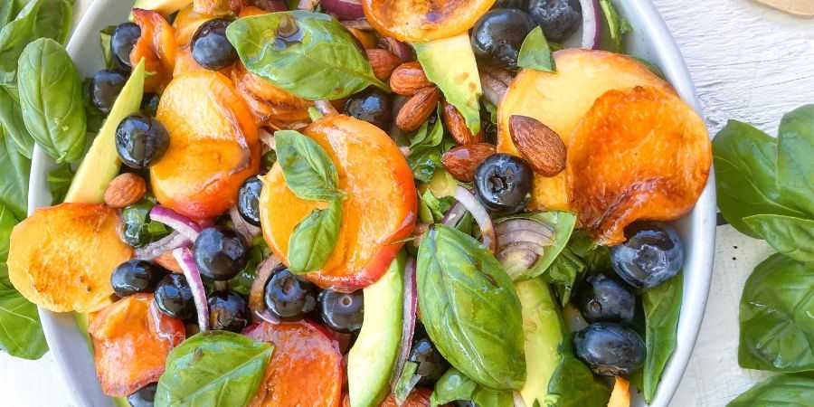 Peach perfect salad